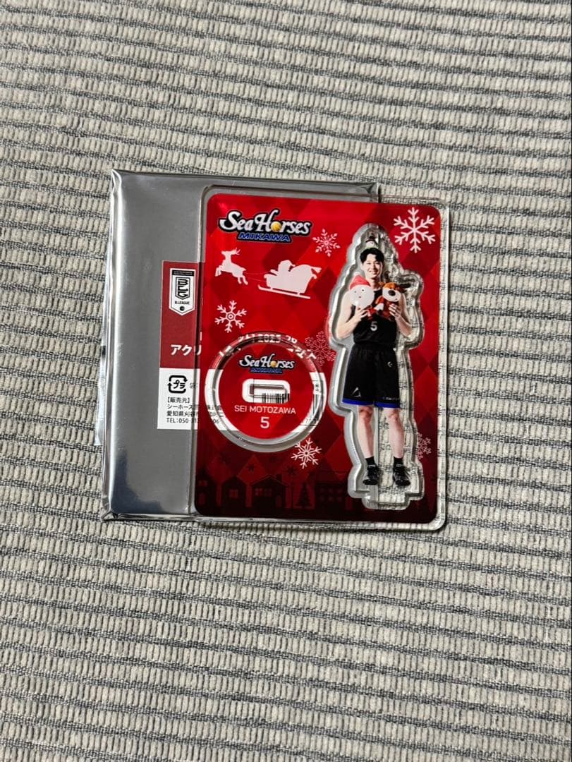 シーホース三河の選手のクリスマス仕様のアクリルスタンドとネームステッカー