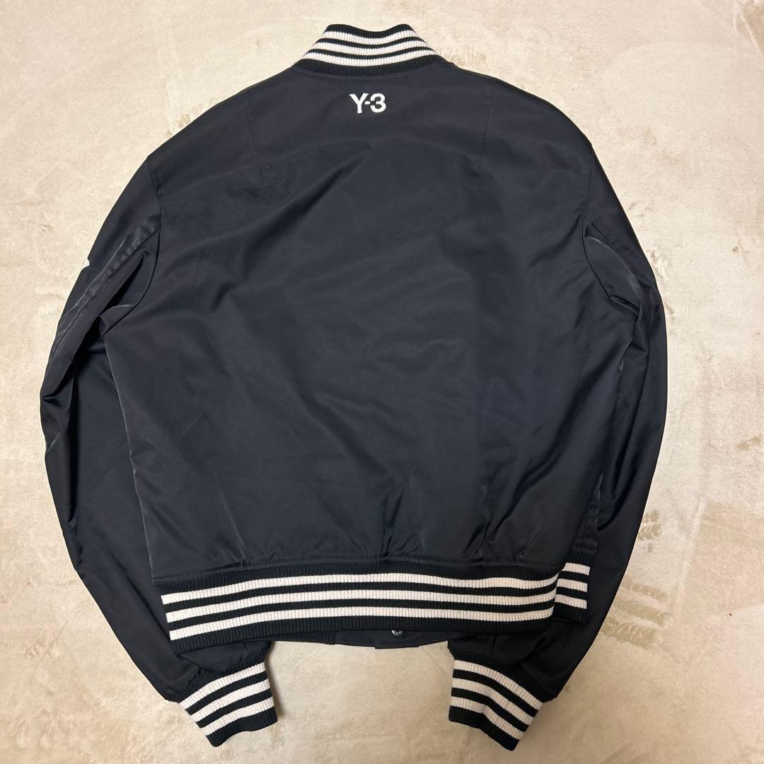 Y-3 スタジャン 黒刺繍ロゴ　ラララ