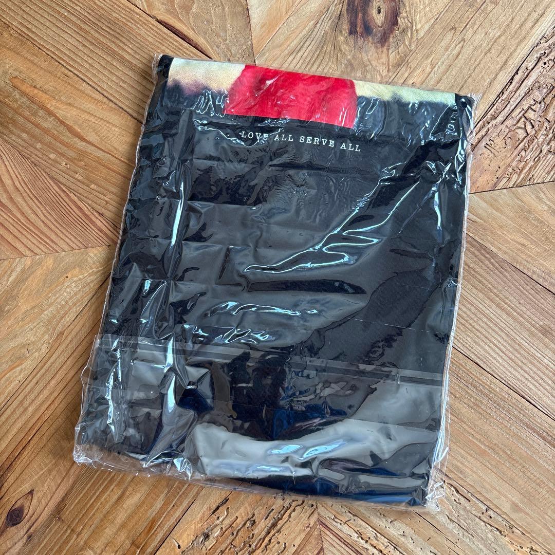 藤井風　Mサイズ Tシャツ LOVE ALL SERVE ALL