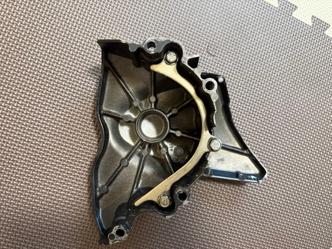 z900rs スプロケットカバー　バフ