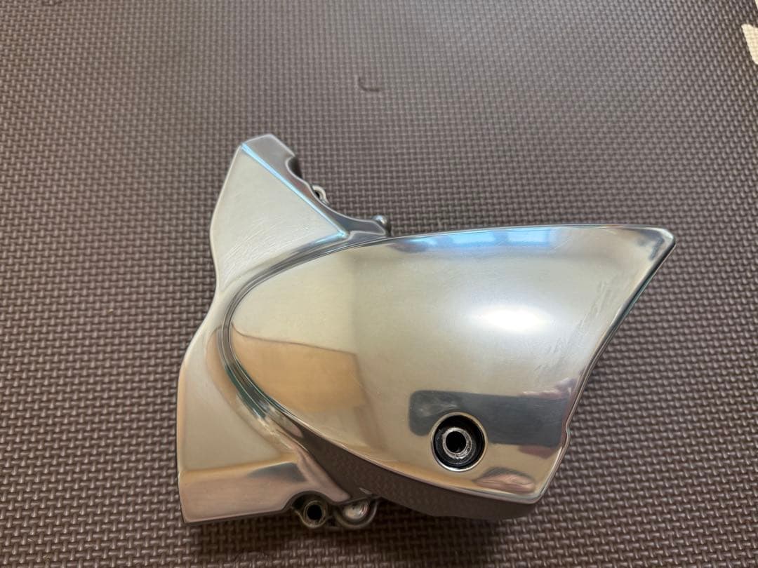 z900rs スプロケットカバー　バフ