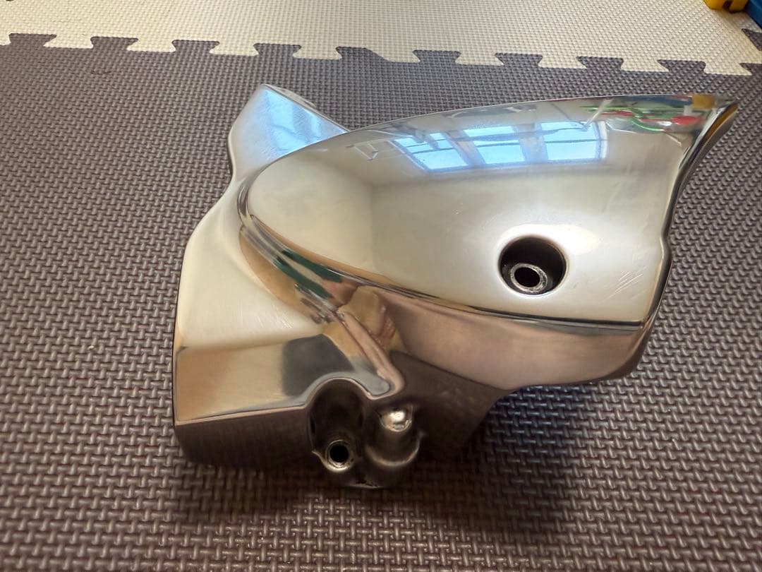 z900rs スプロケットカバー　バフ