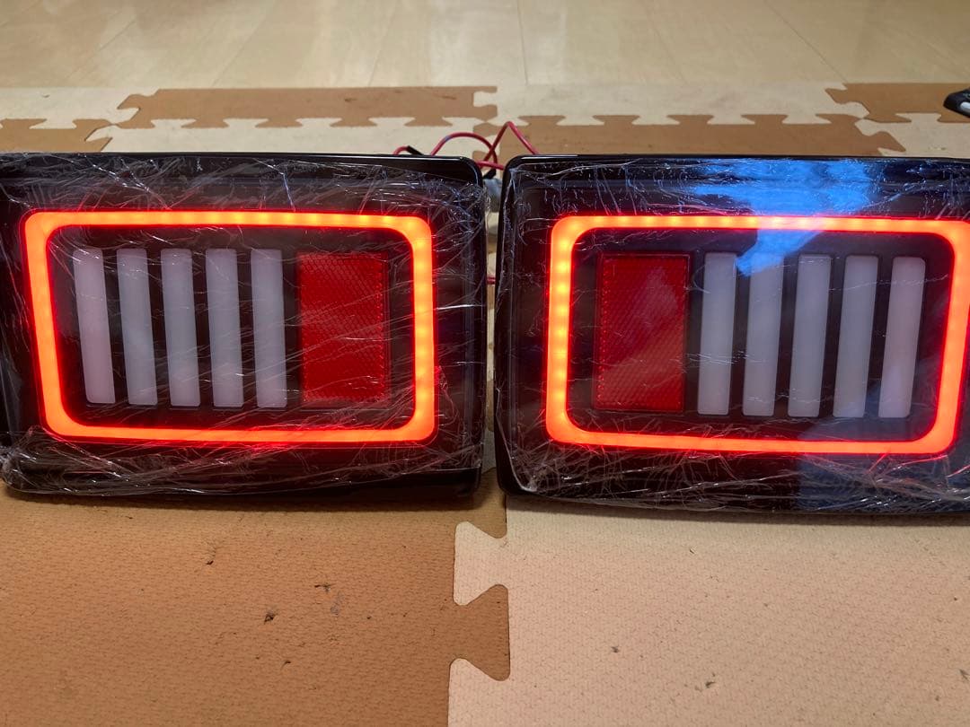 DA64V DA17V エブリィ　ファイバーLEDテール　インナーブラック　左右