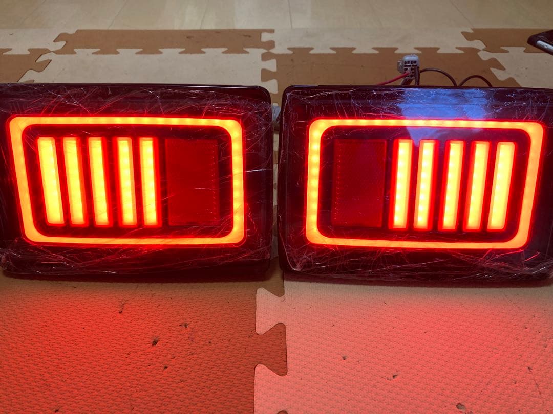 DA64V DA17V エブリィ　ファイバーLEDテール　インナーブラック　左右