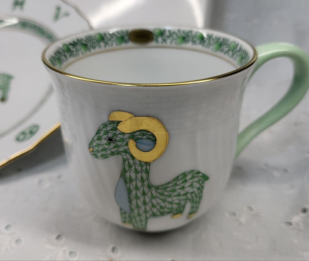 美品✨ヘレンド イヤープレート&マグカップ 干支 2015 羊 未 グリーン 皿