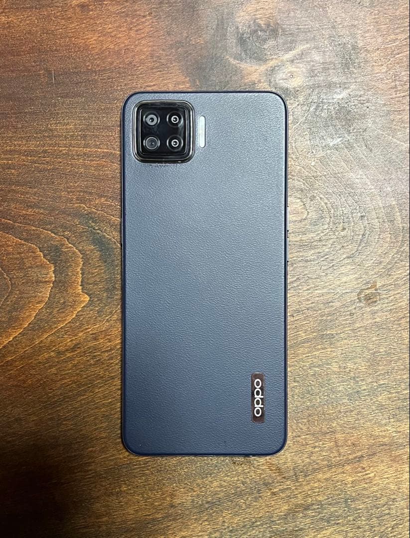 OPPO A73 本体＋付属品｜SIMフリー