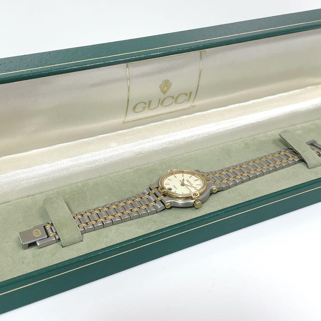 【未使用級】GUCCI 9000L グッチ 腕時計 ホワイト 新品電池 ケース