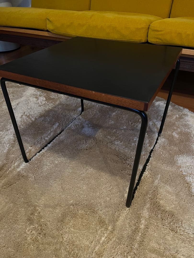 Pierre Guariche ピエール・ガーリッシュ サイドテーブル