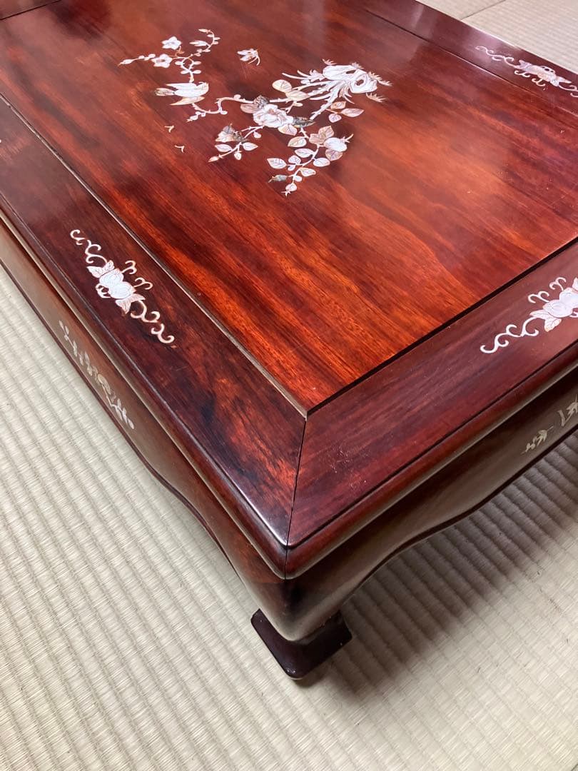 螺鈿テーブル　木製座卓 貝殻細工 花模様