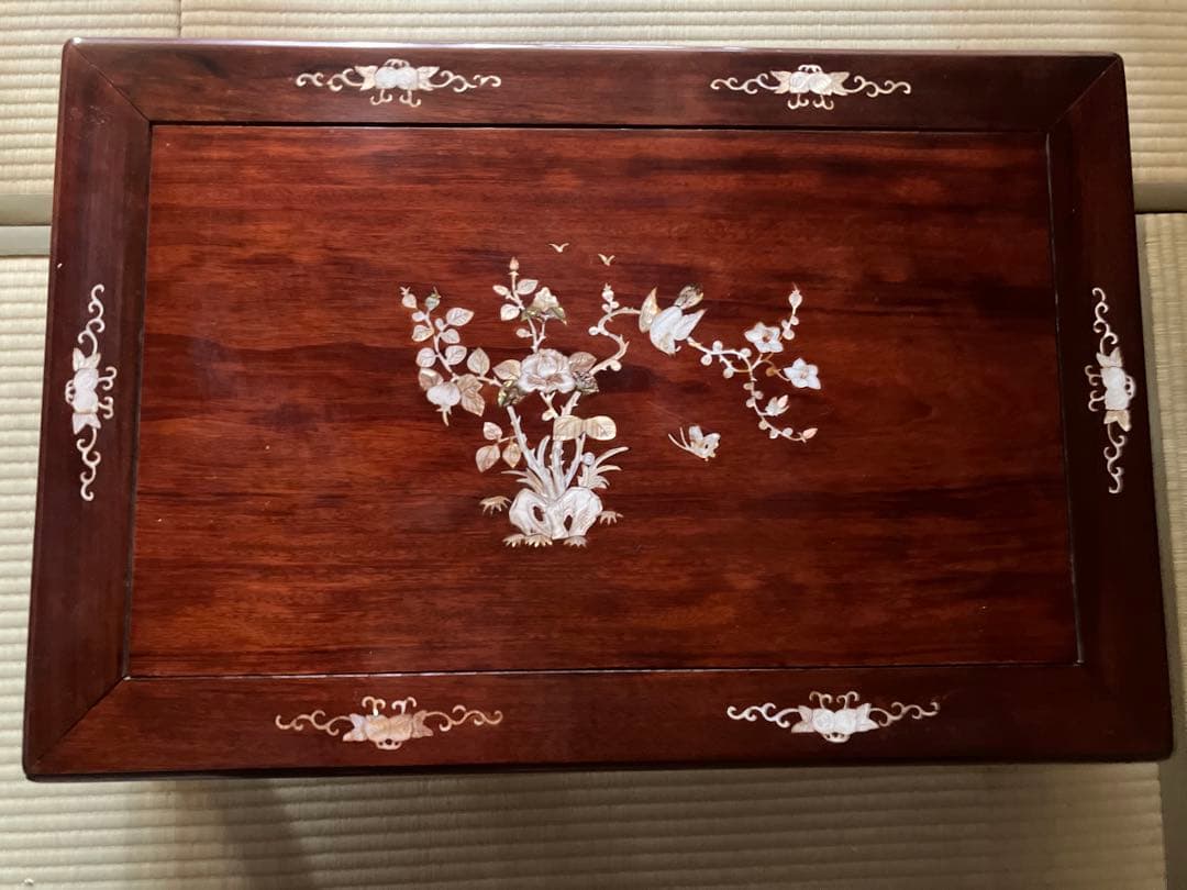 螺鈿テーブル　木製座卓 貝殻細工 花模様