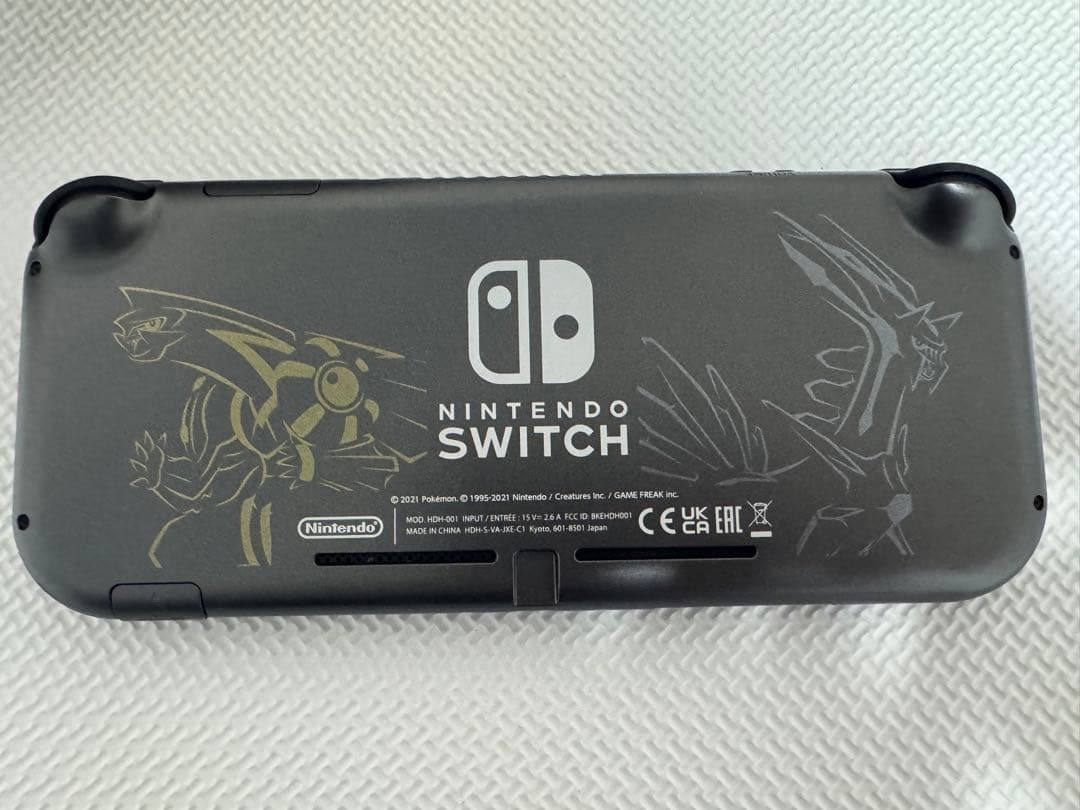 任天堂　Switch Lite ポケモン　ディアルガ・パルキア　デザイン