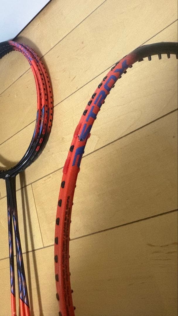 バドミントンラケット ヨネックス アストロクス77Pro