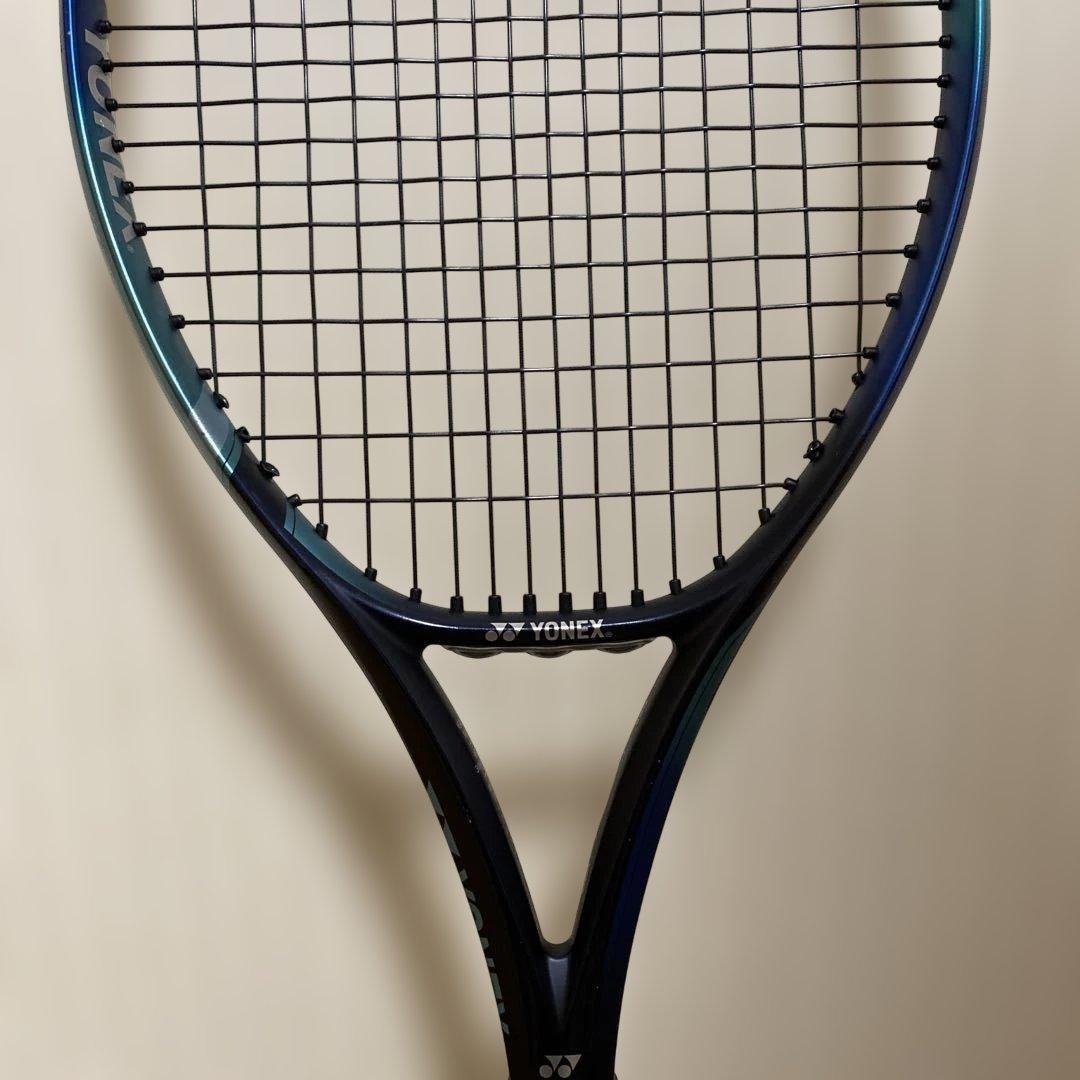 YONEX ezone100 2022年モデル　お値下げ中♪