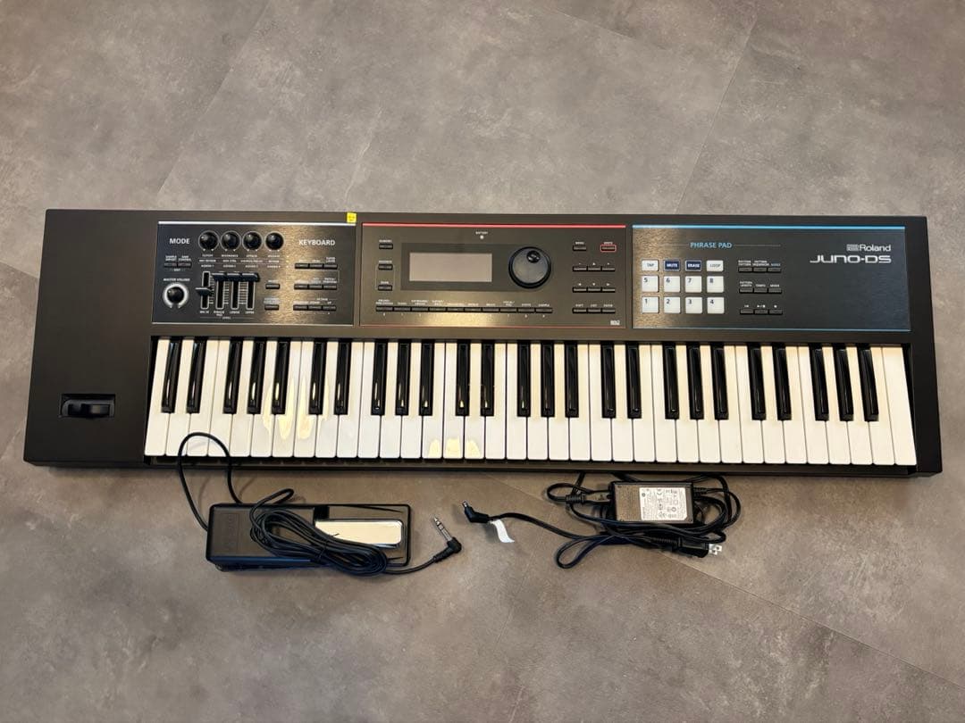 Roland JUNO-DS 61鍵 同社製ダンパー付き