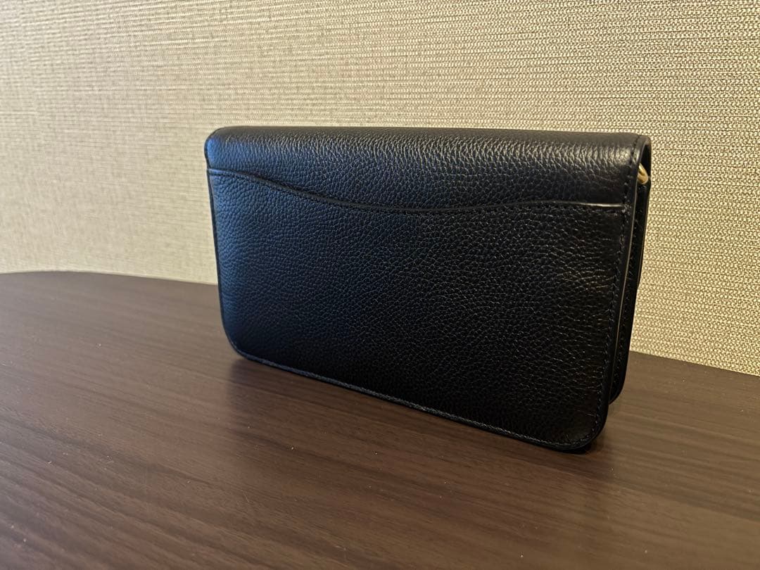 黒 レザー ショルダーバッグ ストラップ付き