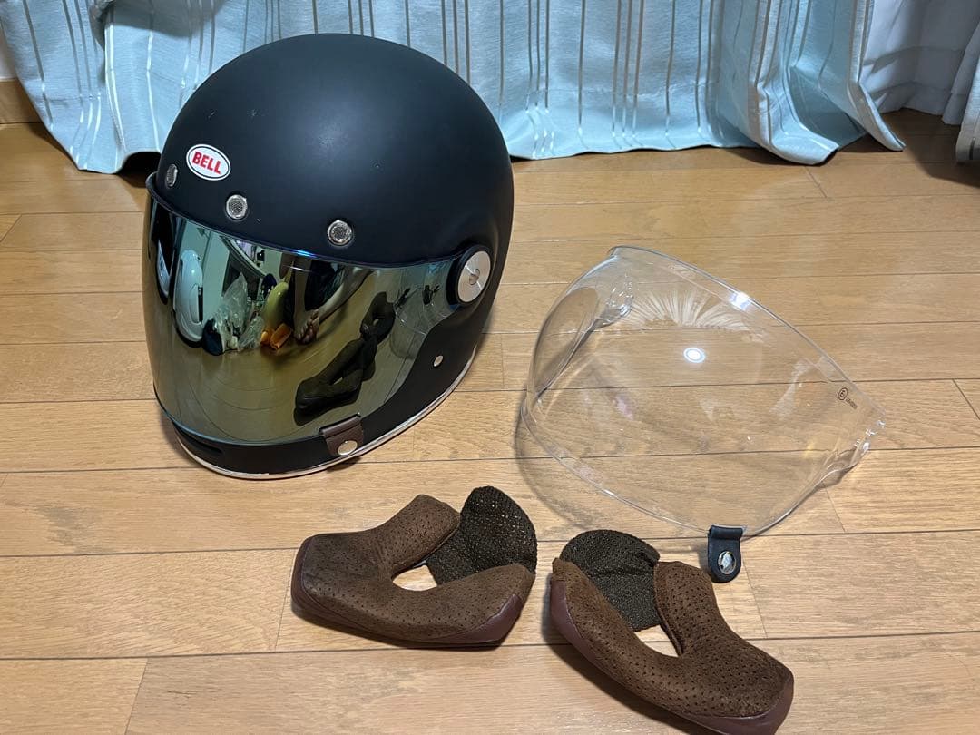 BELL BULLITT Mサイズ