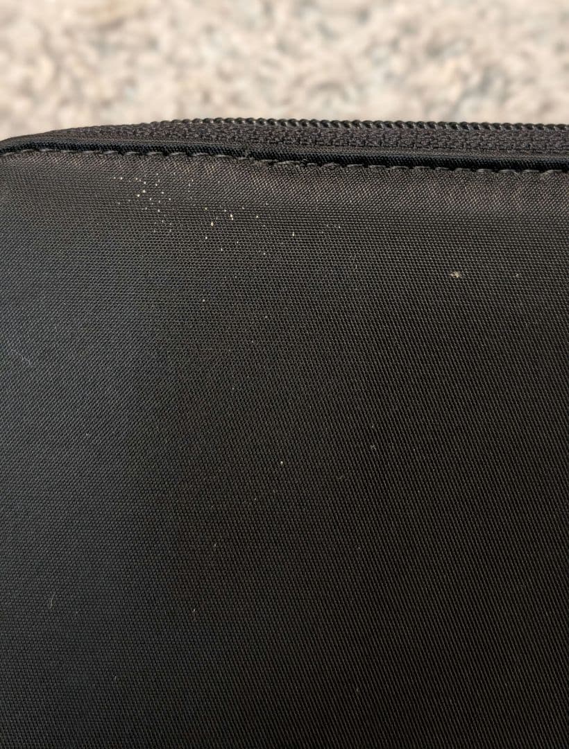 【ゆーゆーゆ  】PRADA Wファスナー 財布 ブラック