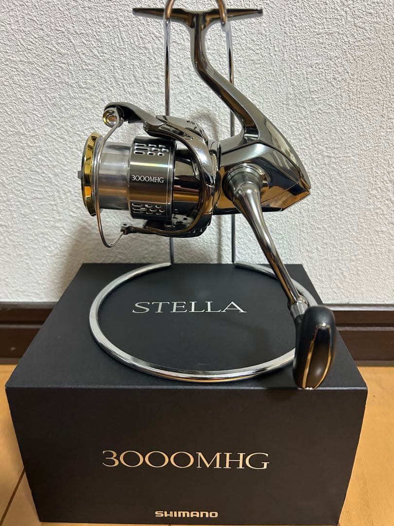 SHIMANO 18 STELLA 3000MHG スピニングリール