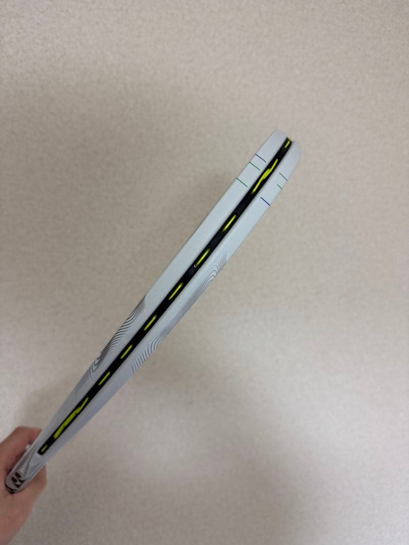 ヨネックス　カスタムフィット　ナノフォース8V