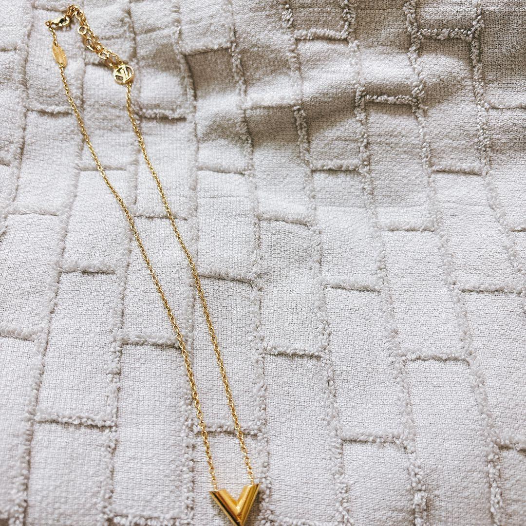 ルイヴィトン　ネックレス