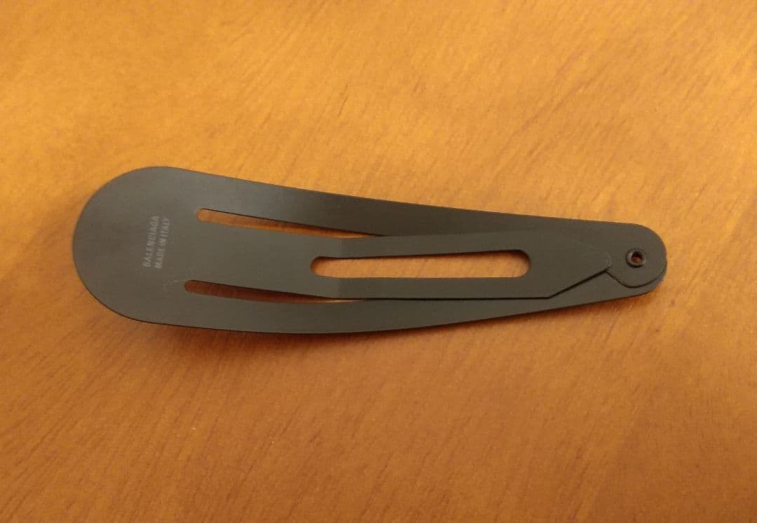 BALENCIAGA BB ヘアピン 黒 収納袋付き