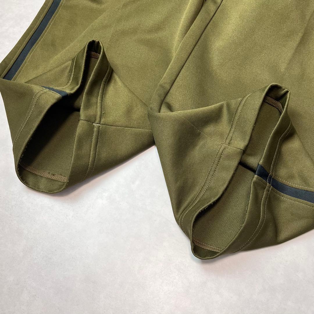 NIKE セットアップ 刺繍ロゴ カーキ XL L