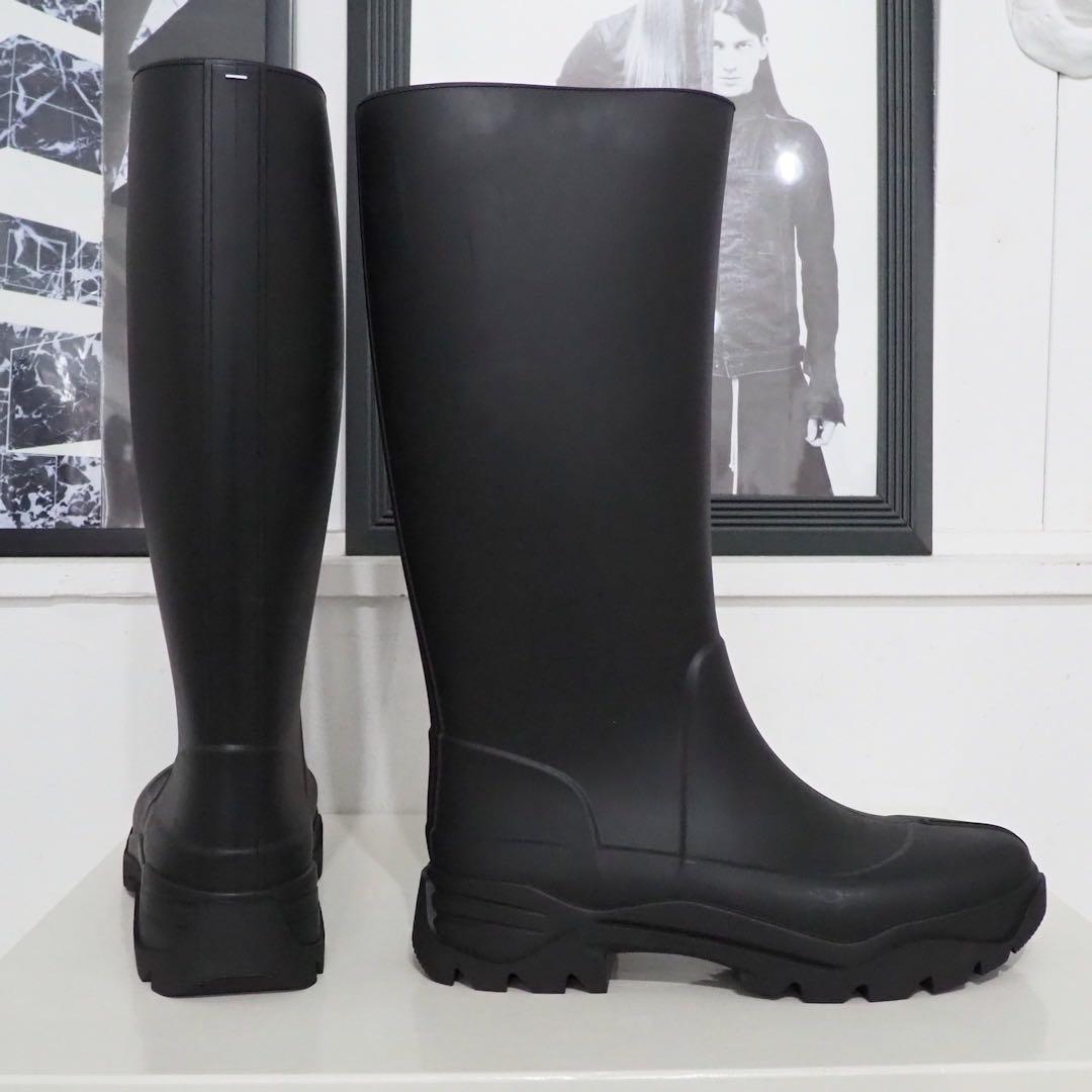 新品 定価179300円 メゾン マルジェラ タビ ロング ラバー ブーツ 黒