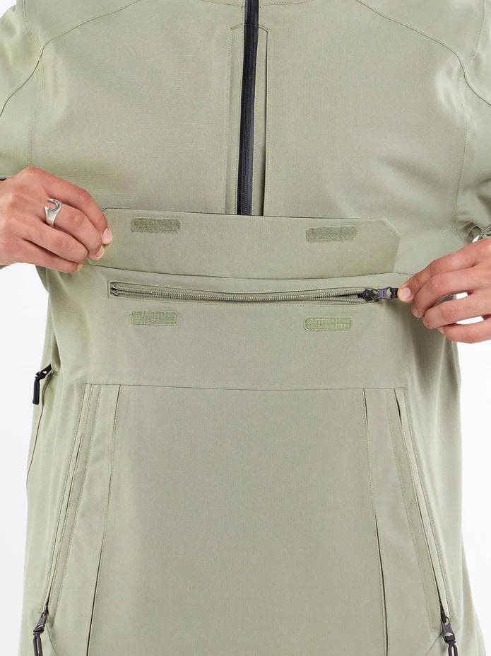 1844【新品タグ付】VOLCOM　スノボウェア　メンズ　プルオーバージャケット