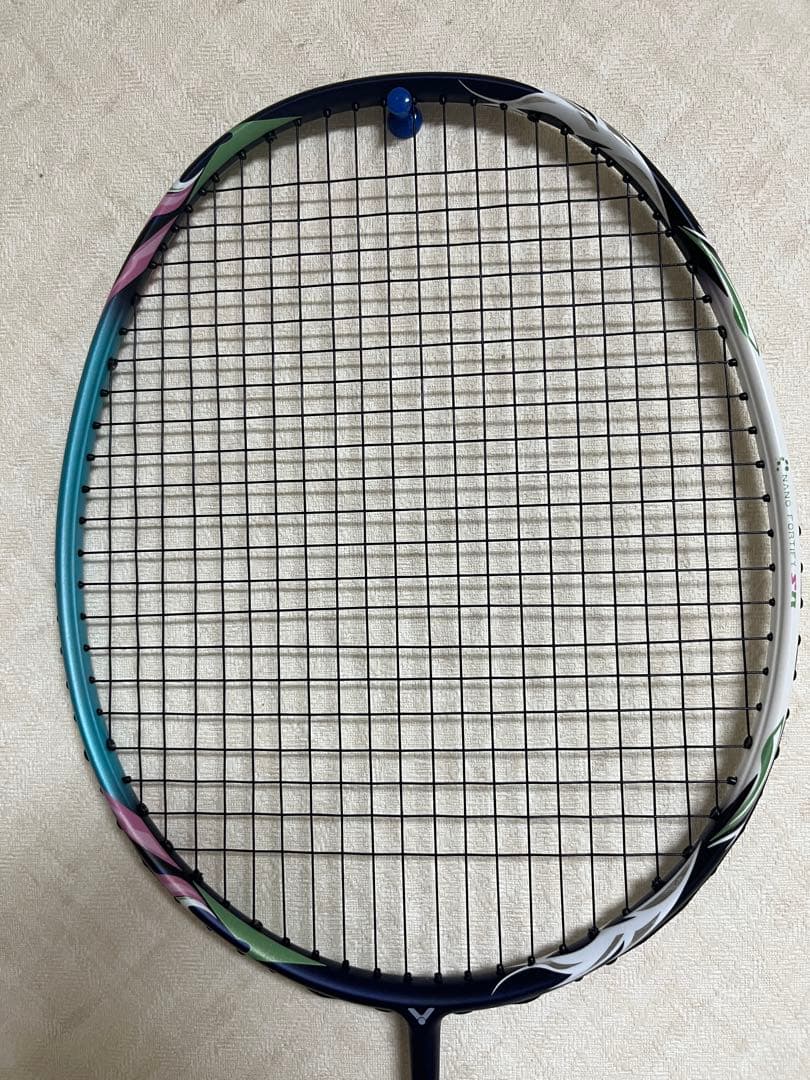 ビクター オーラスピードHS 4UG5 バドミントンラケット