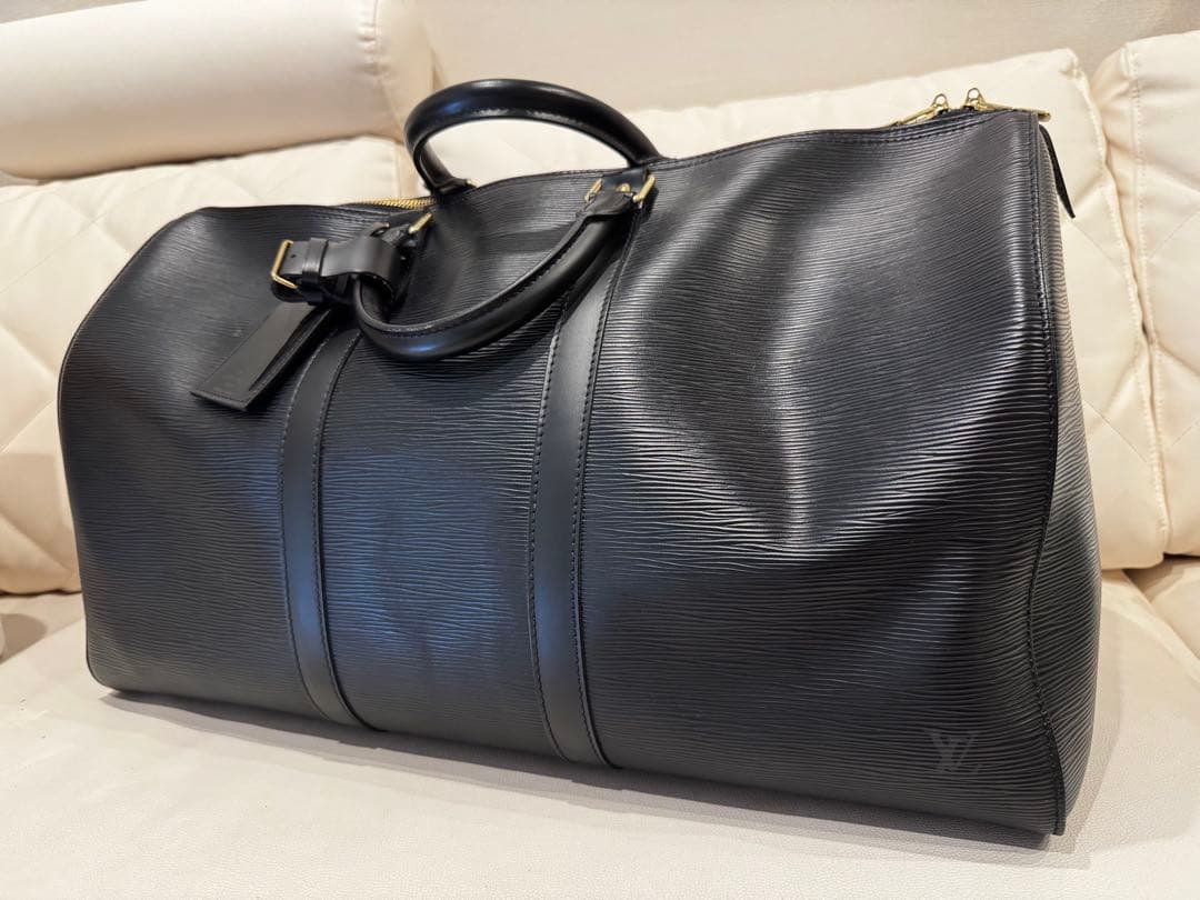 Louis Vuitton エピレザー ブラック キーポル50