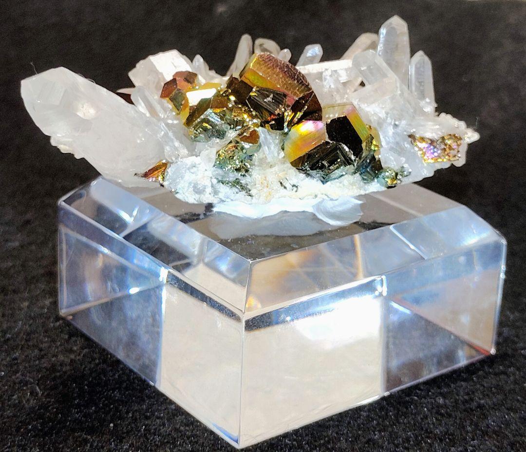 h*g様 【コレクター向】レインボーパイライト 水晶クラスター 共生 インドネシ