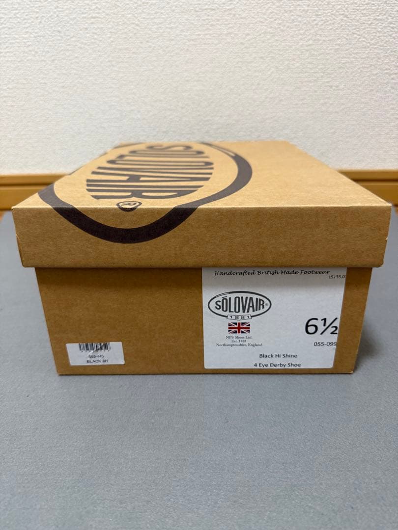 週末価格　ソロヴェアー ブローグ ウイングチップ　ドクターマーチン 外羽根