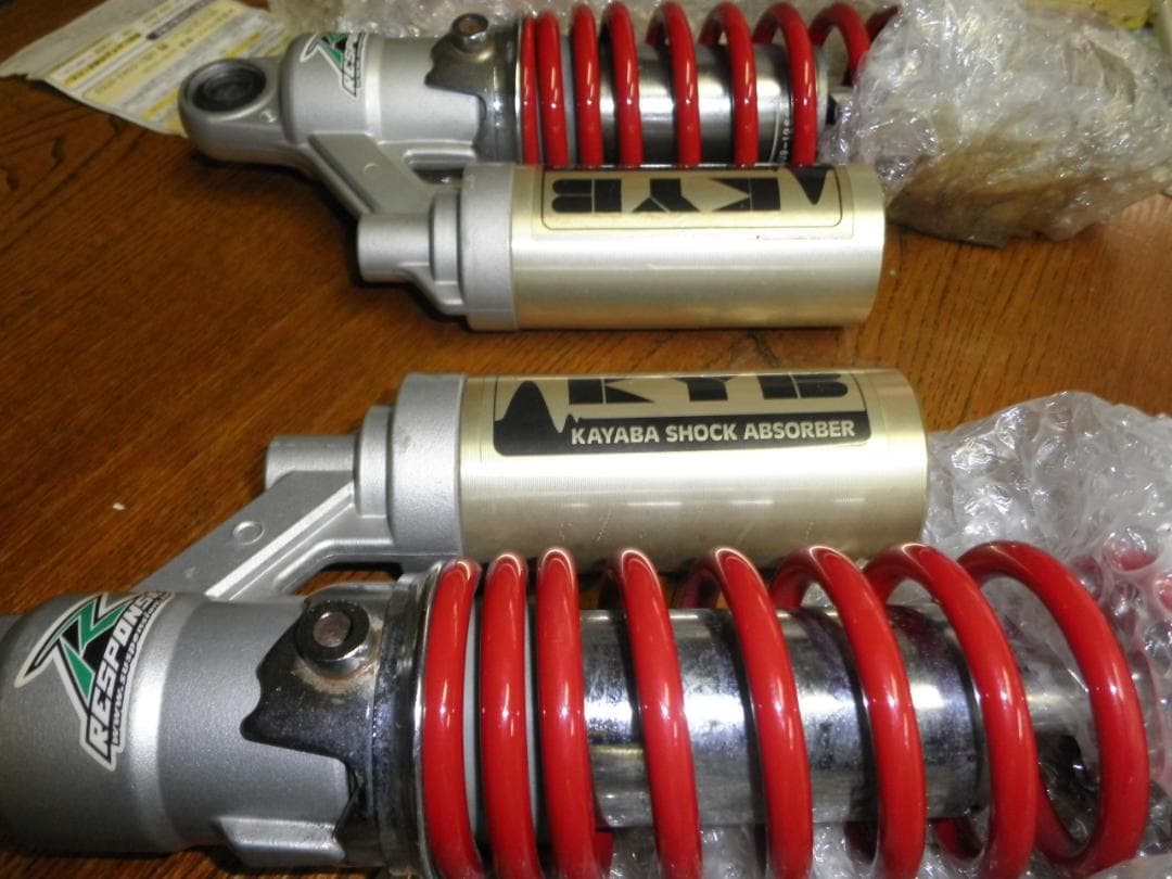 スズキ インパルス400 純正KYBリヤサス GK79A GK7CA　310mm