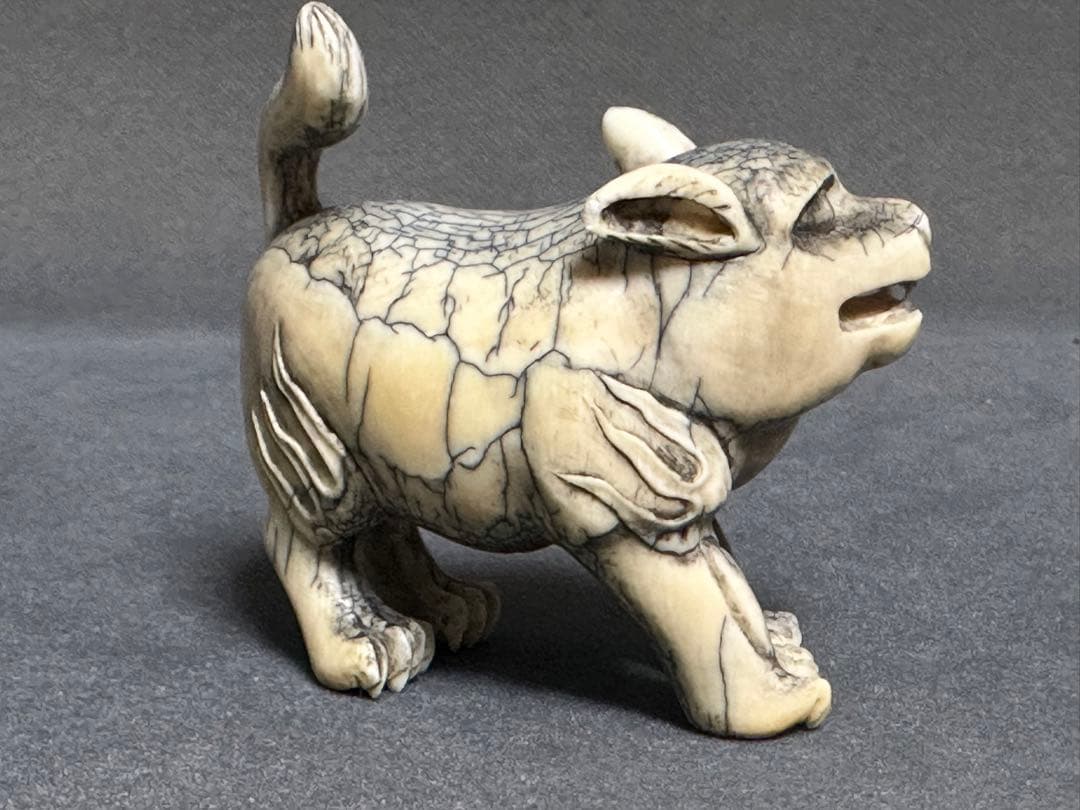 根付　狛犬　古美術品　 置物　細密細工　骨董　アンティーク　彫刻 工芸品