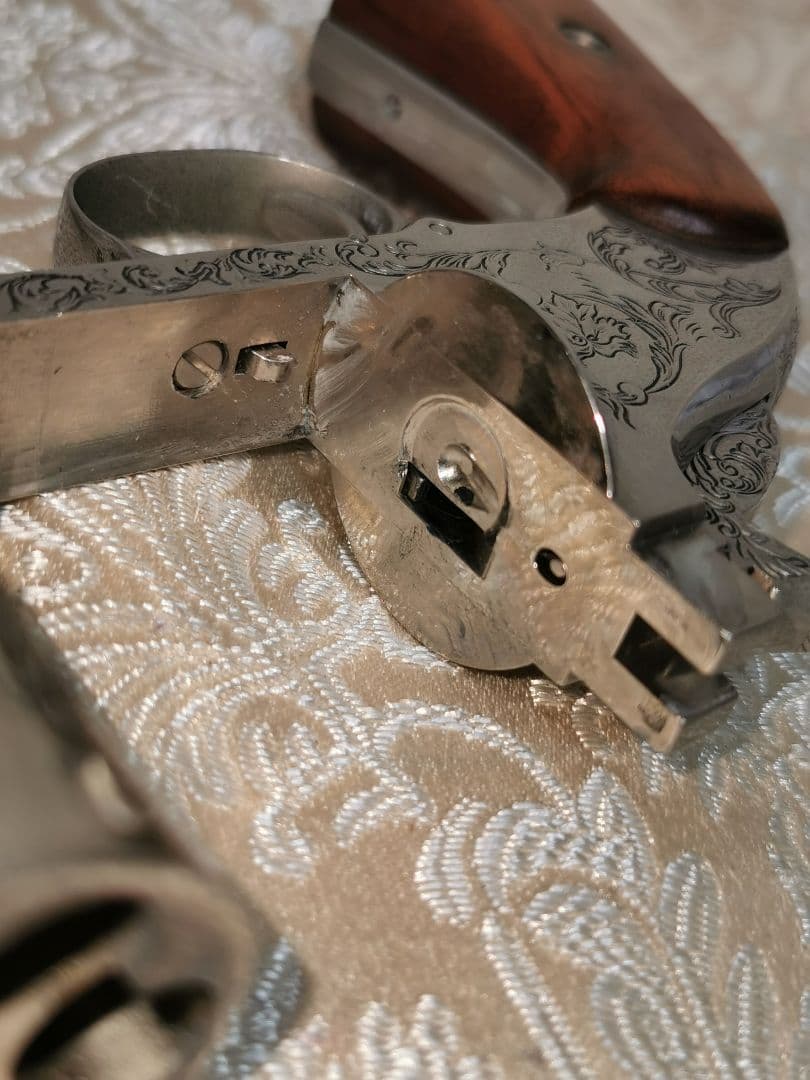 フランクリンミントのワイアット・アープ .44 リボルバー　モデル　ガン