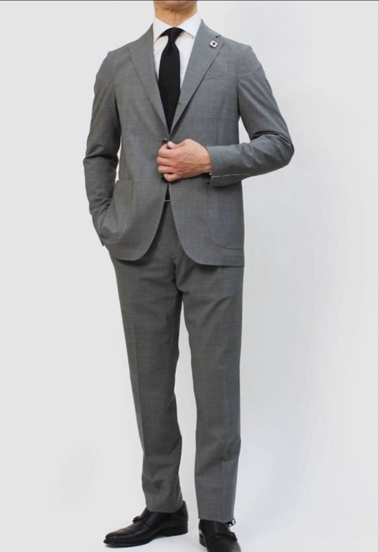 LARDINI トラベルパッカブル　グレー スーツ　セットアップ　収納ケース付き