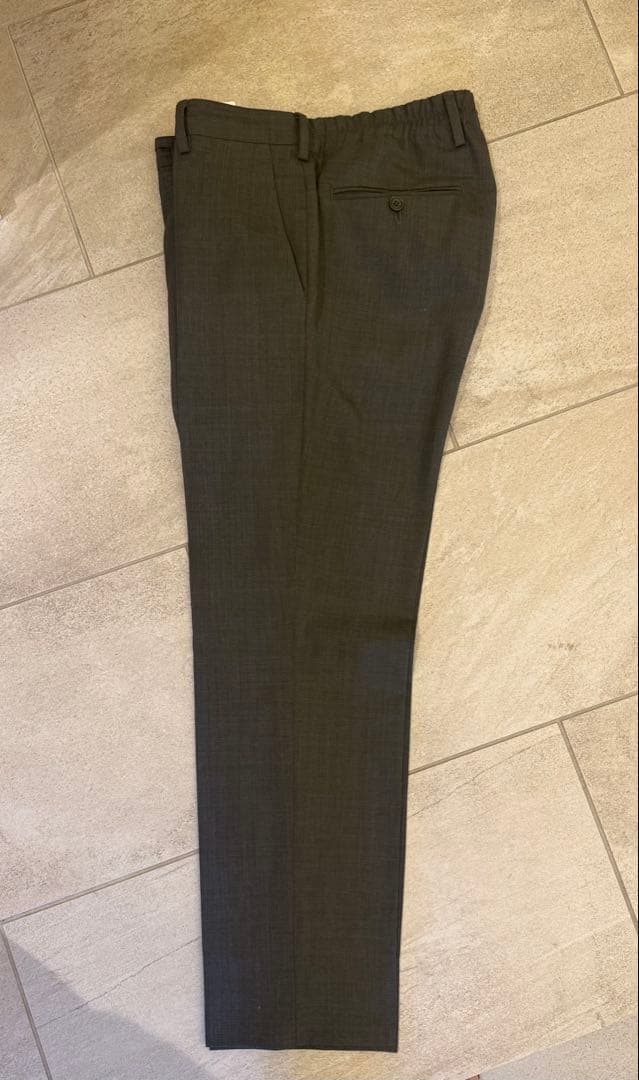 LARDINI トラベルパッカブル　グレー スーツ　セットアップ　収納ケース付き