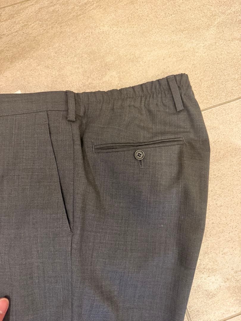 LARDINI トラベルパッカブル　グレー スーツ　セットアップ　収納ケース付き