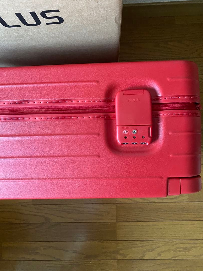美品　TUPLUS 超軽量　スーツケース　S　機内持ち込み　38L