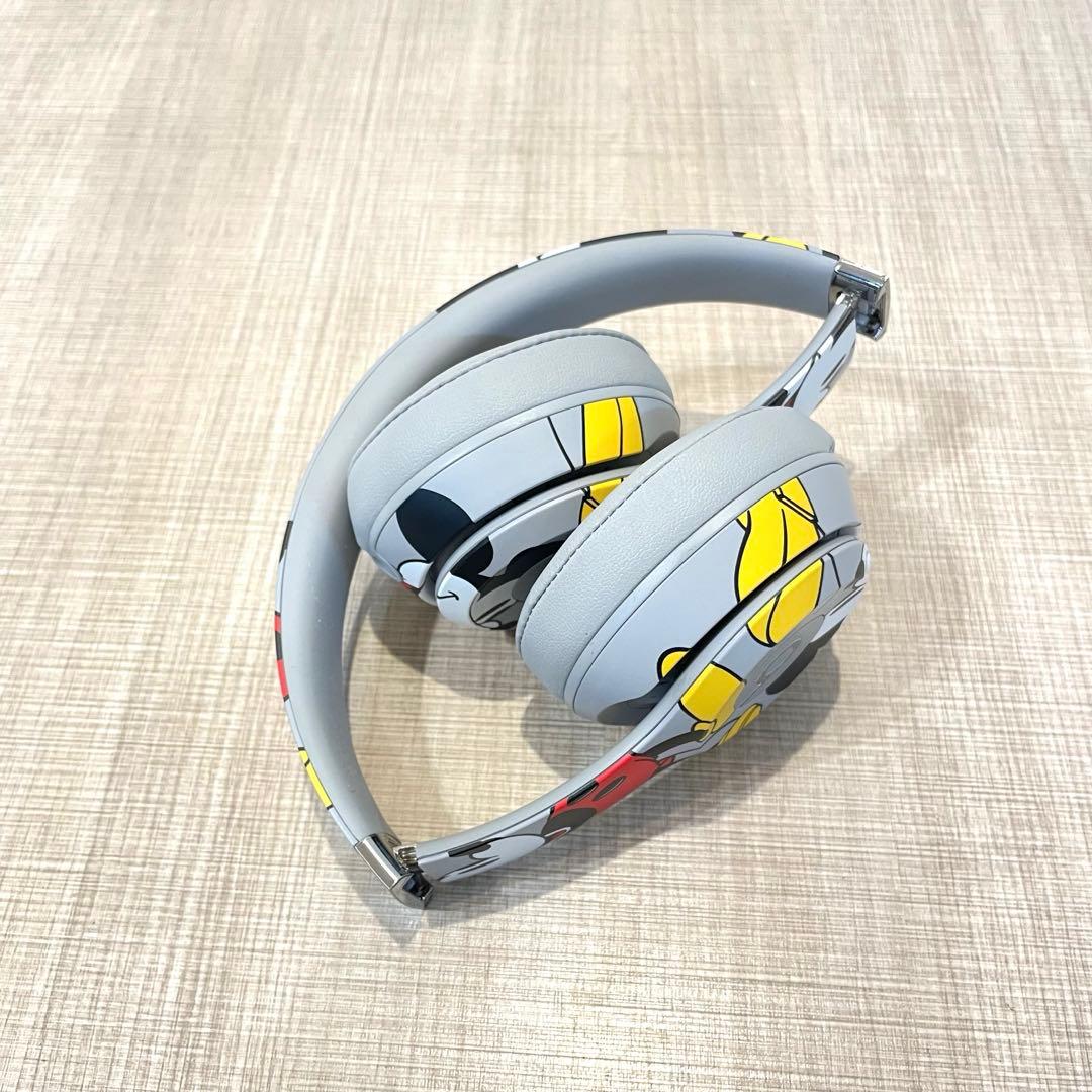 【極美品】Beats Solo3 Mickey 90周年 限定 ヘッドホン