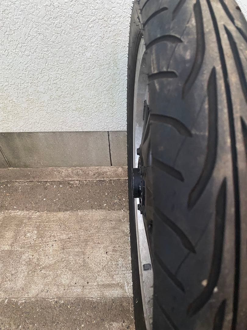 CB250T フロント19インチ　タイヤ付きホイール c