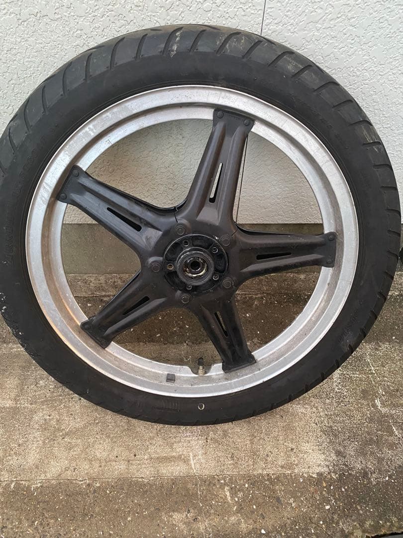 CB250T フロント19インチ　タイヤ付きホイール c