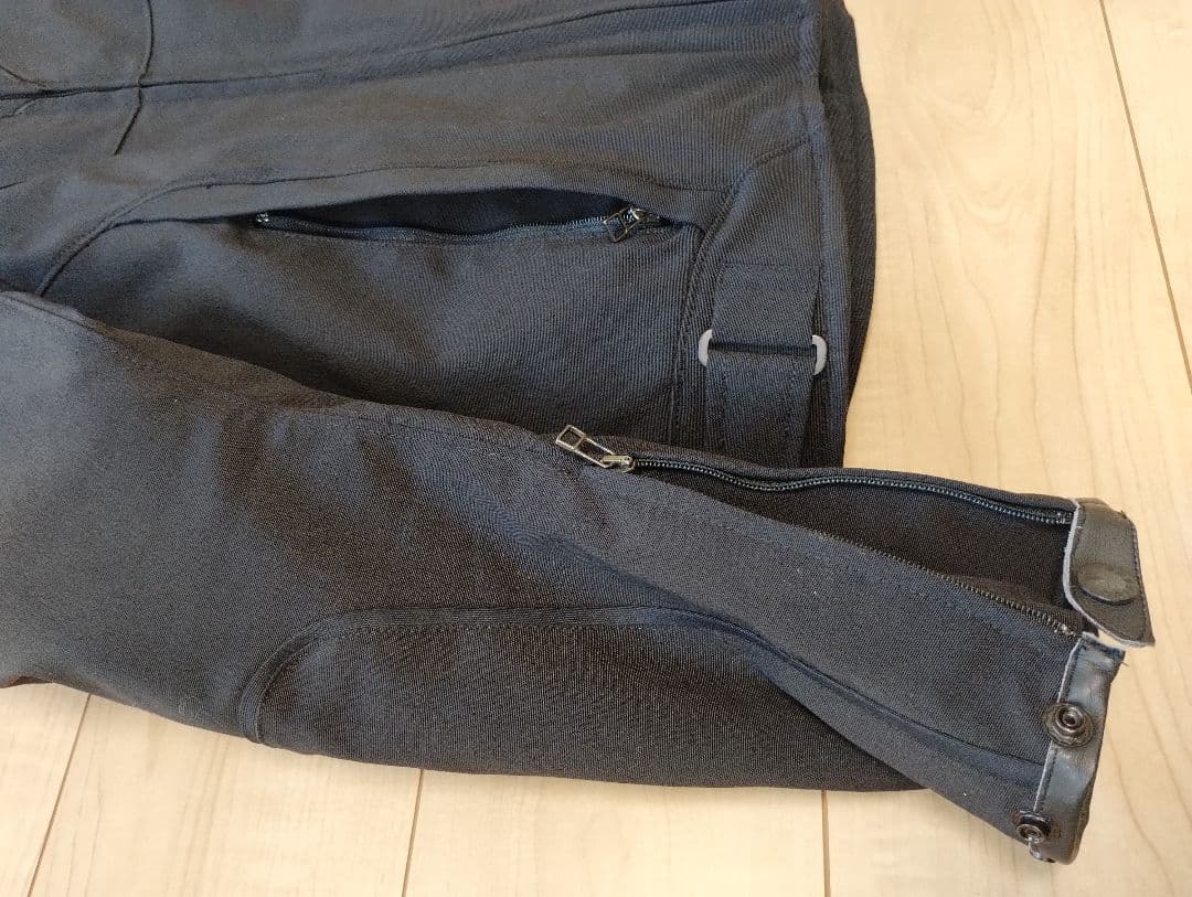 【美品】DAINESE G. AVRO TEX (46サイズ)