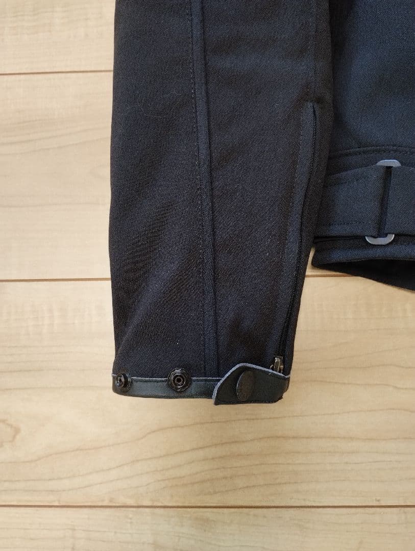 【美品】DAINESE G. AVRO TEX (46サイズ)