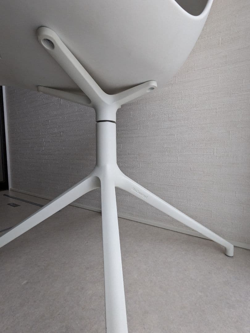 ① BoConcept ADELAIDE チェア