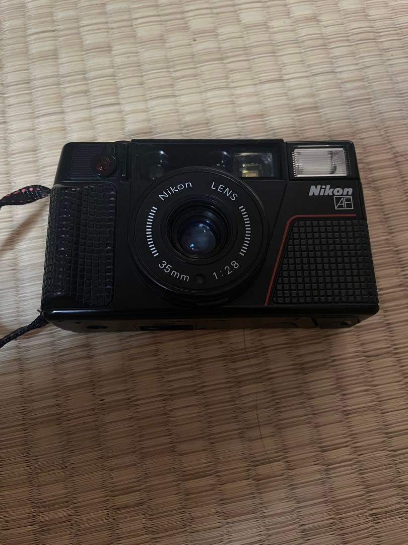 希少 ニコン L35AF ピカイチ 35mm F2.8 コンパクトフィルムカメラ