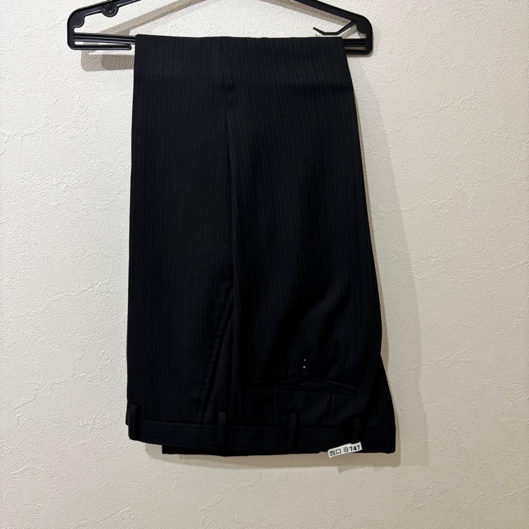 バーバリー ブラックレーベル 3ピース スーツ　ブラック　ストライプ