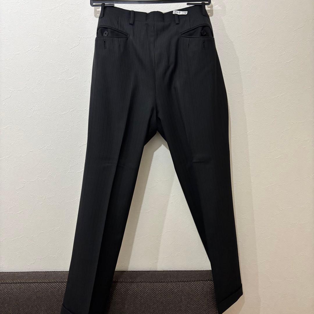 バーバリー ブラックレーベル 3ピース スーツ　ブラック　ストライプ