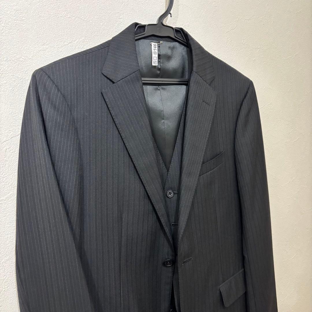 バーバリー ブラックレーベル 3ピース スーツ　ブラック　ストライプ