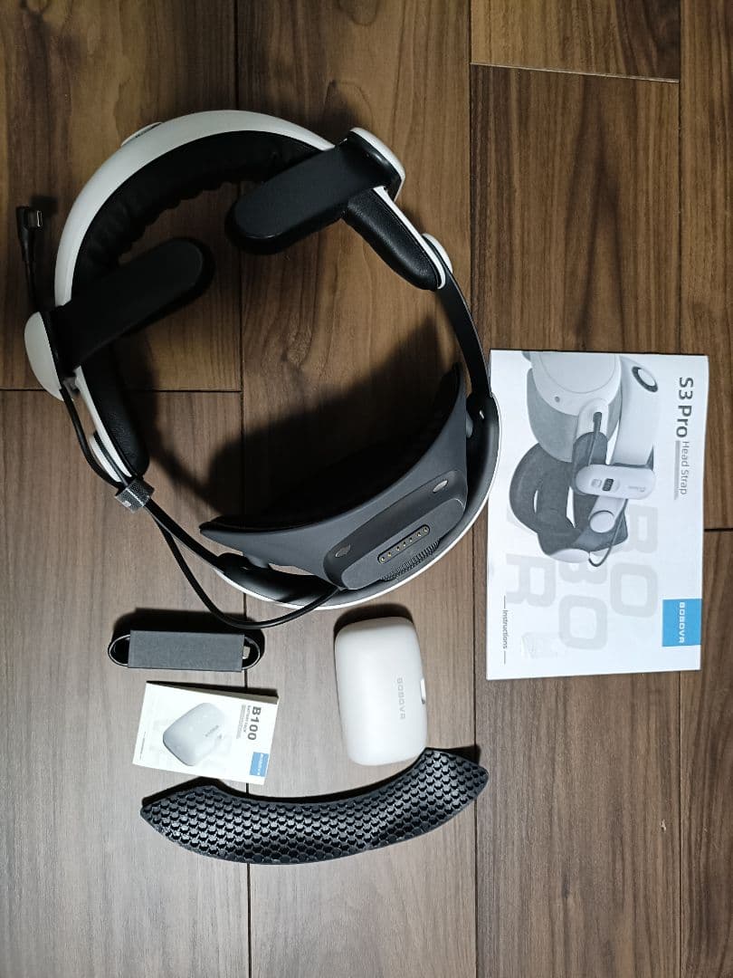 (中古)2024年9月8日購入  Quest3 128Gb ＋他3点